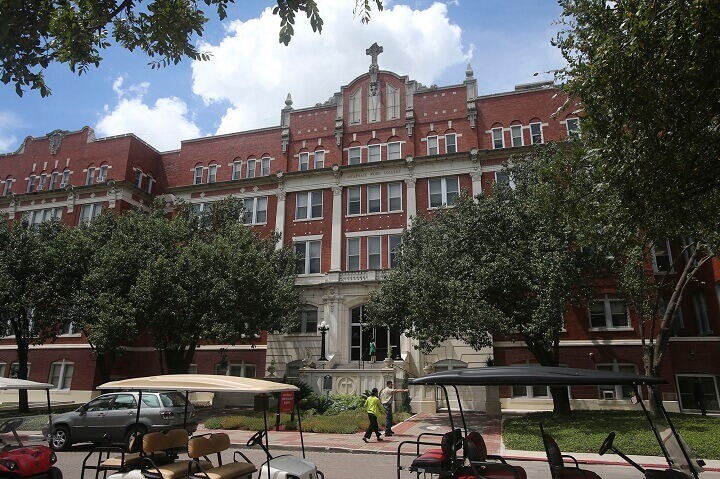 Administration building at the University of the Incarnate Word